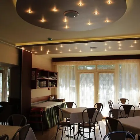 Pavai Hotel 3*