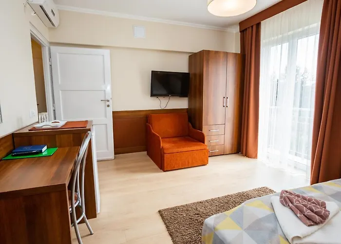Pávai Hotel 3*